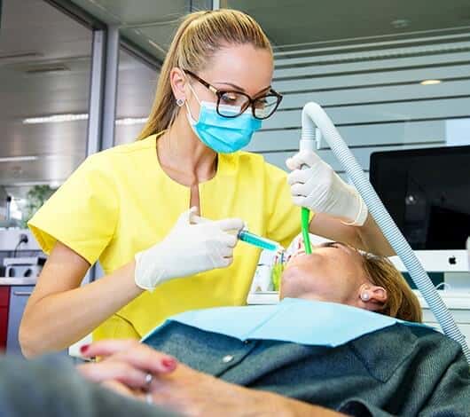  - Hygiéniste dentaire