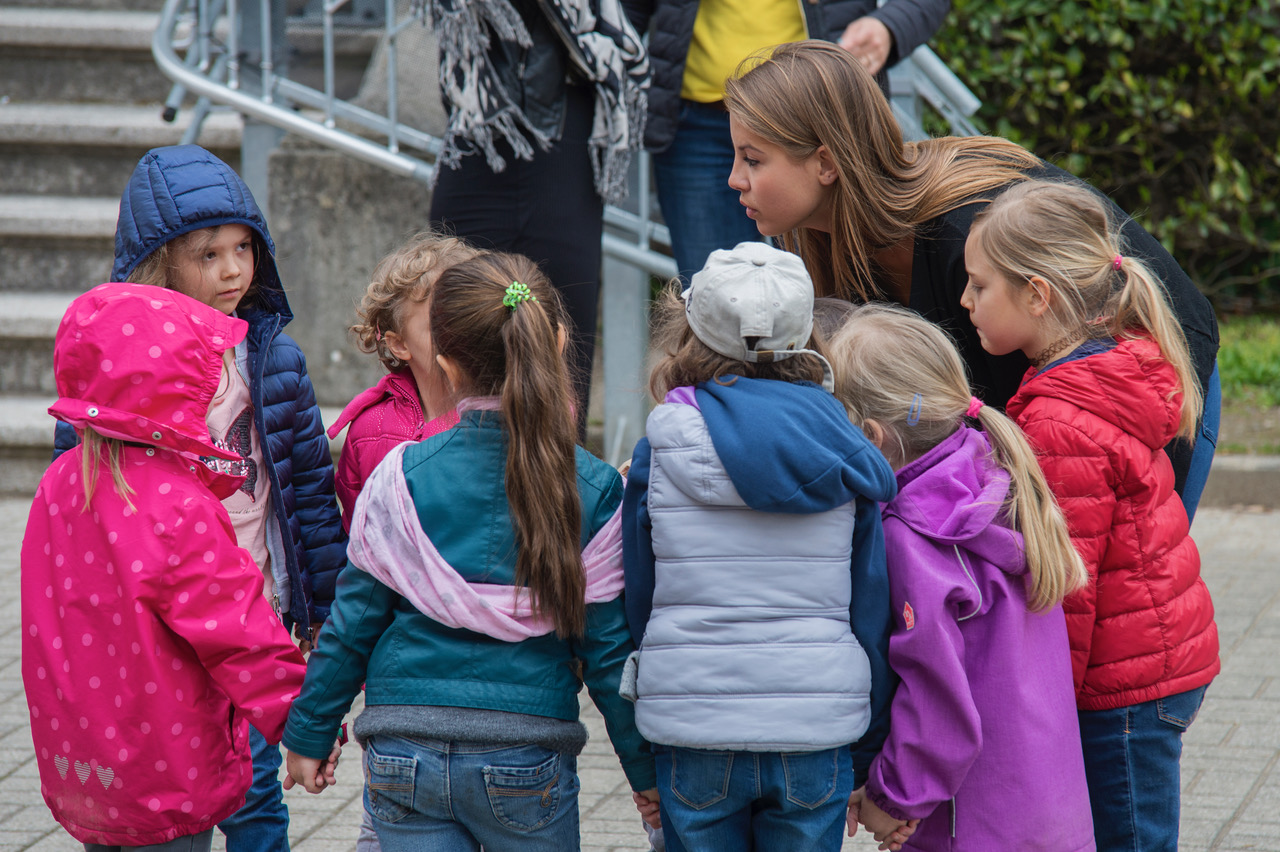 assistant-socio-educatif-assistante-socio-educative